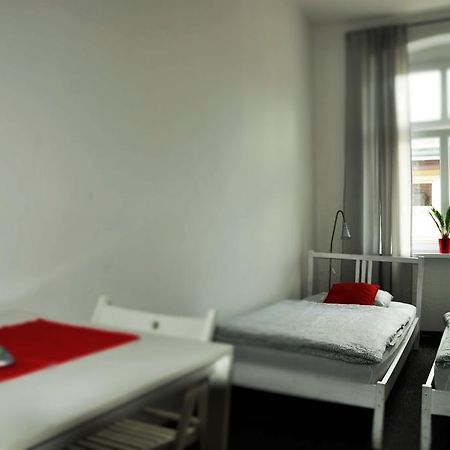 Hostel Awangarda Poznan Exterior photo