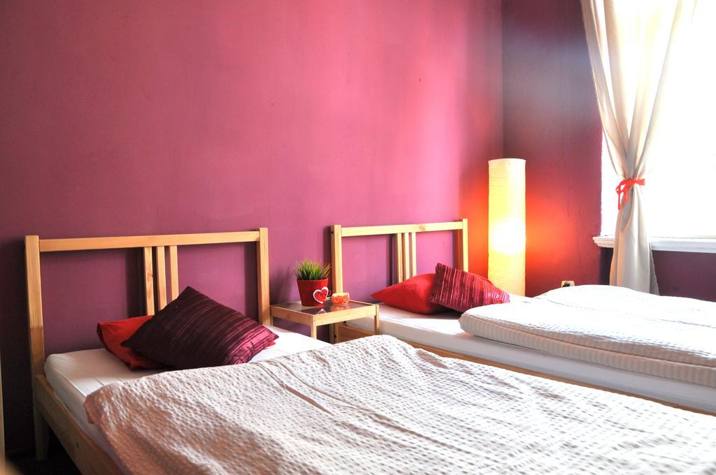 Hostel Awangarda Poznan Room photo